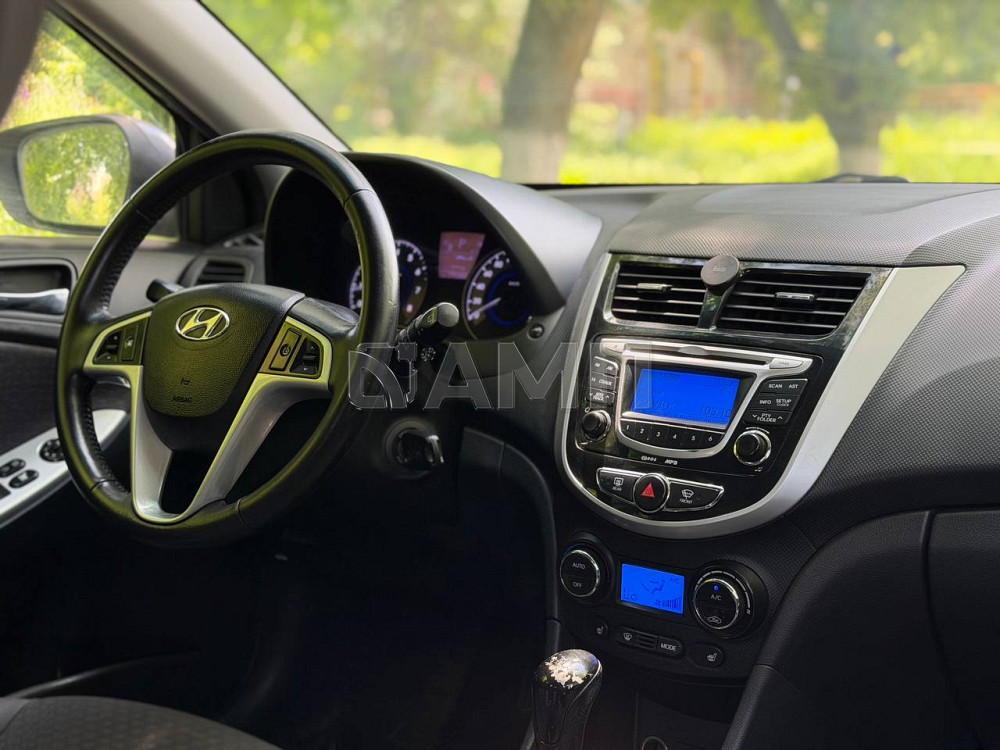 Hyundai Solaris  - изображение 2