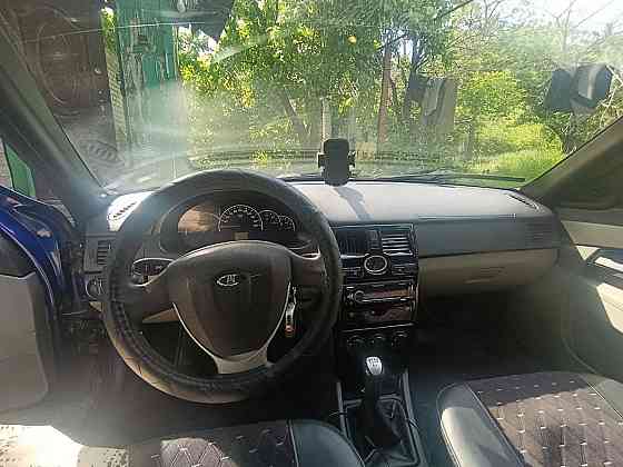 Lada Priora 2012 