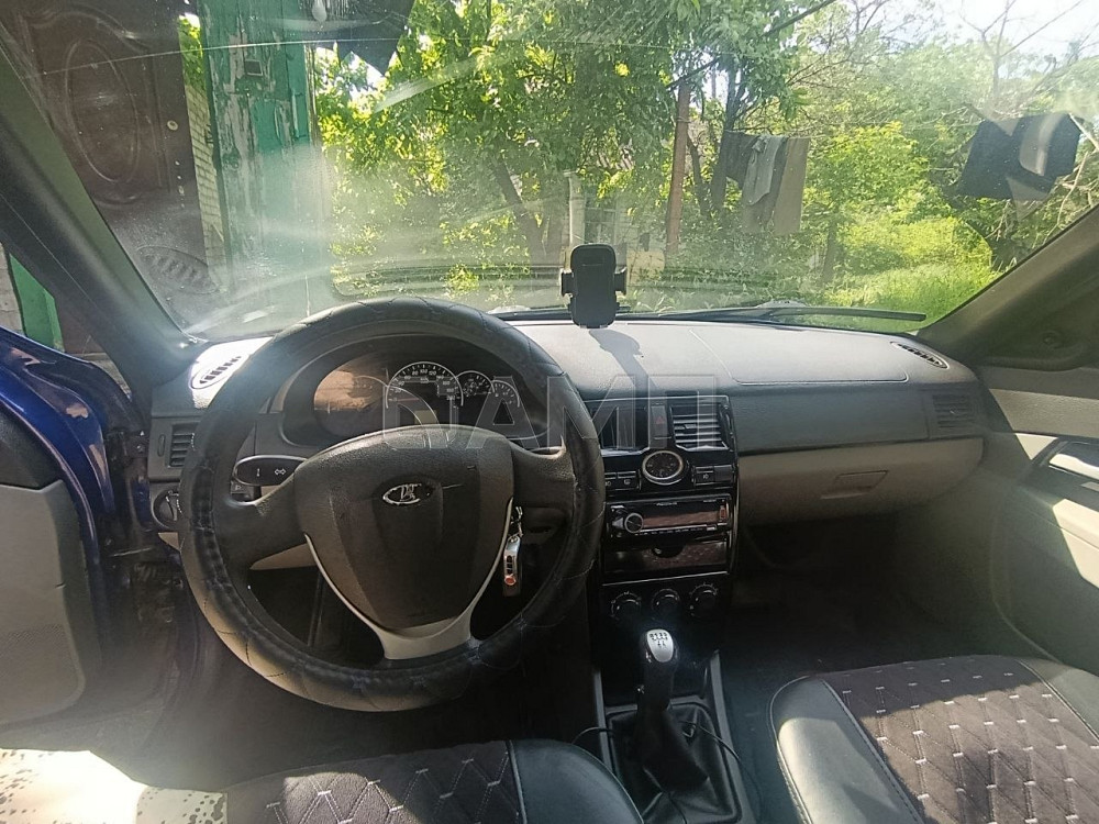 Lada Priora 2012  - изображение 4