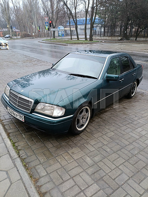 Mercedes-Benz C220 1994  - изображение 1