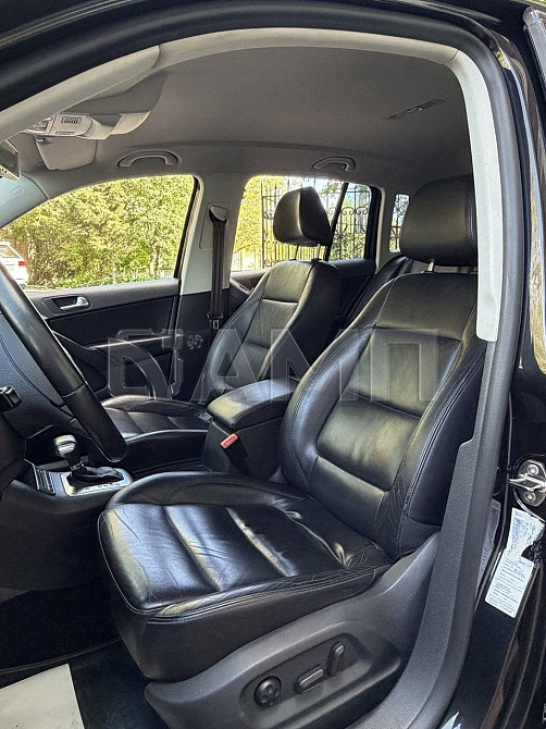 Volkswagen Tiguan 2011  - изображение 3