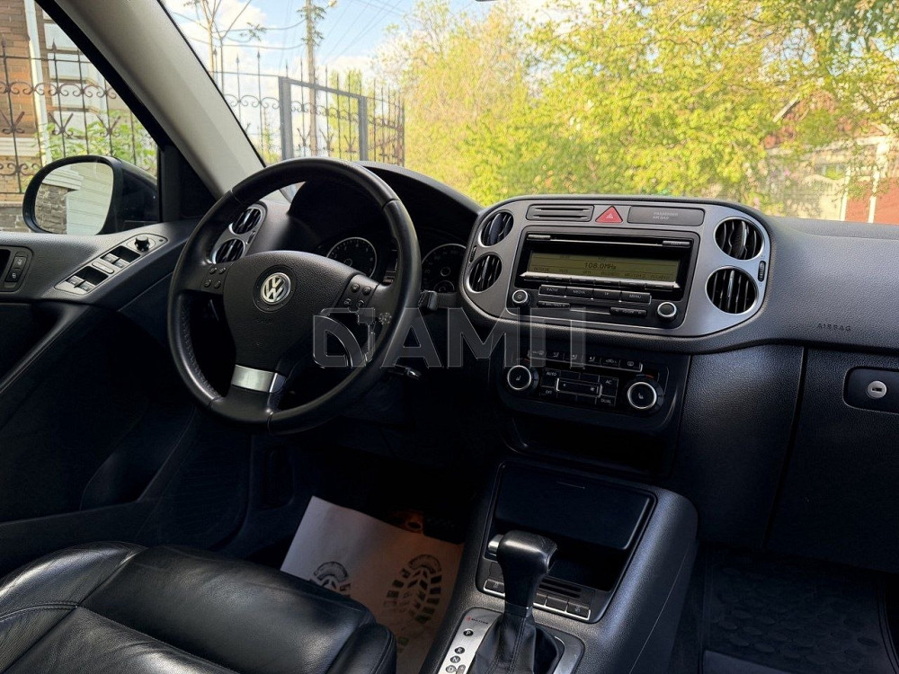 Volkswagen Tiguan 2011  - изображение 4