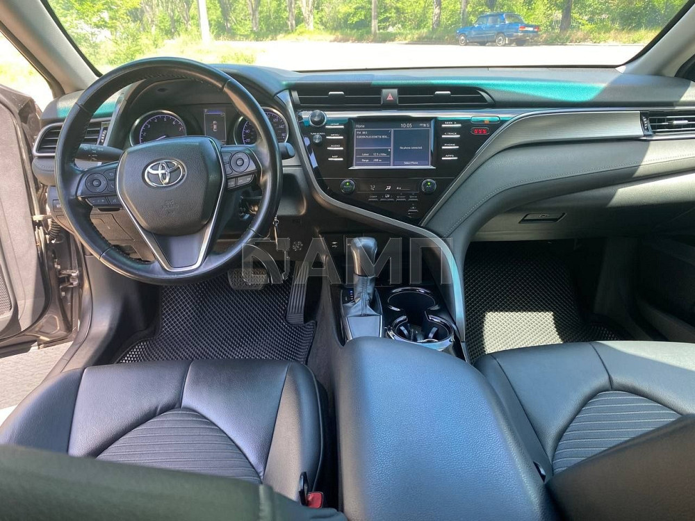 Toyota Camry 2019  - изображение 1