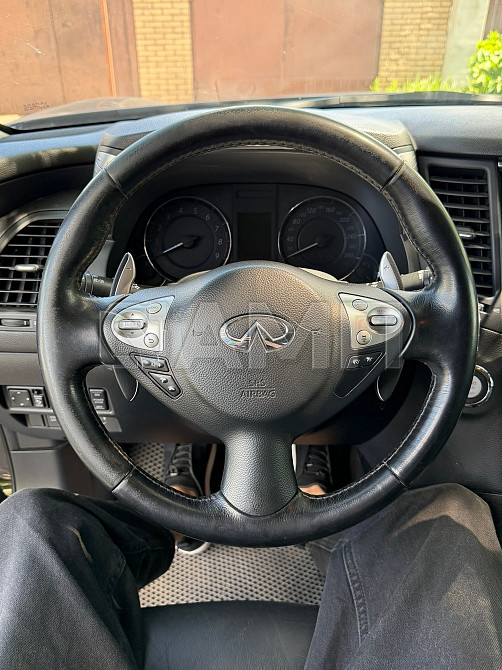 Infiniti FX37S  - изображение 4