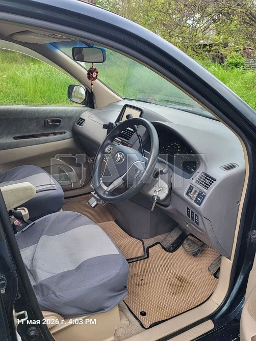Toyota Gaia 1999  - изображение 5