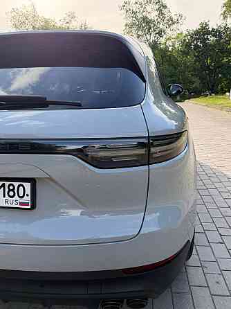 Porsche Cayenne 2021 