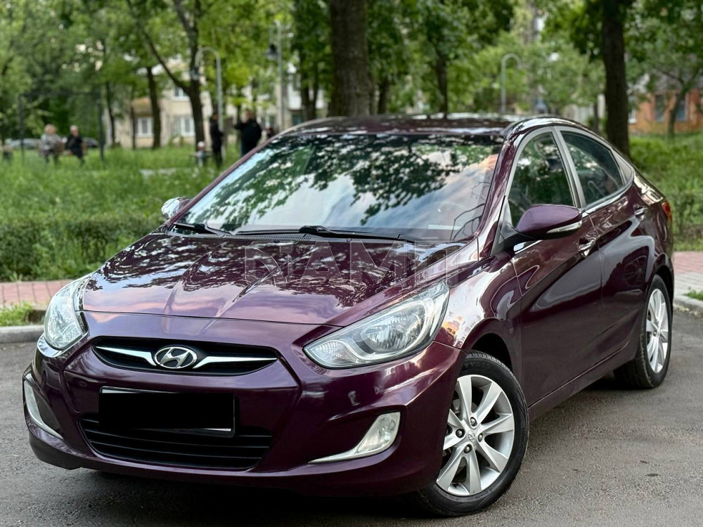 Hyundai Solaris 2011  - изображение 7