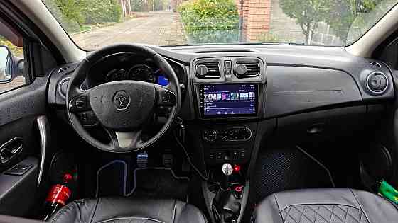 Renault Sandero 2015 