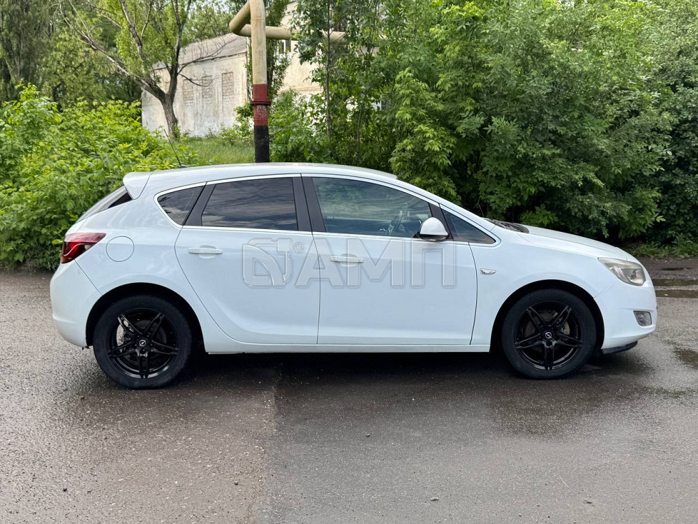 Opel Astra 2011 Макеевка - изображение 4