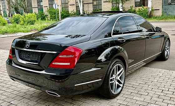 Mercedes-Benz W221 2011 