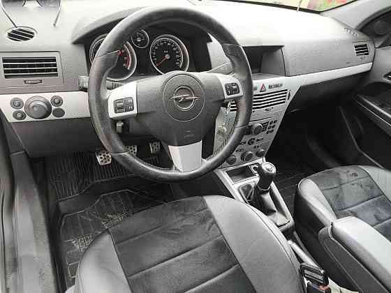 Opel Astra H 2004 
