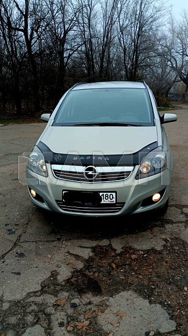 Opel Zafira B 2011 Макеевка - изображение 1
