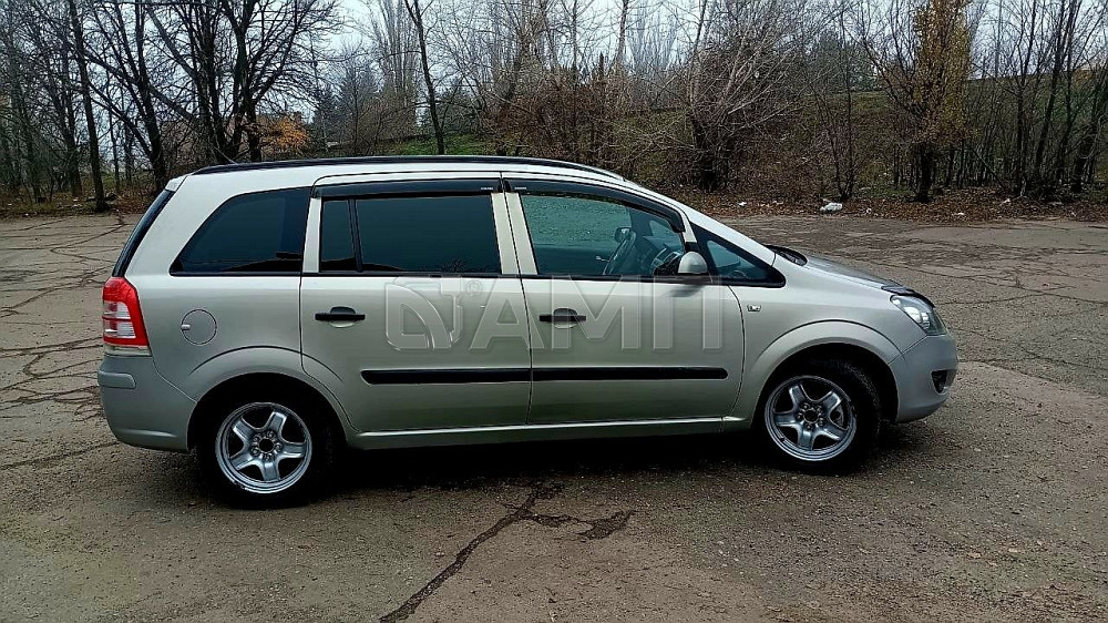 Opel Zafira B 2011 Макеевка - изображение 2