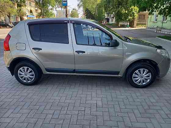 Renault Sandero 2010 