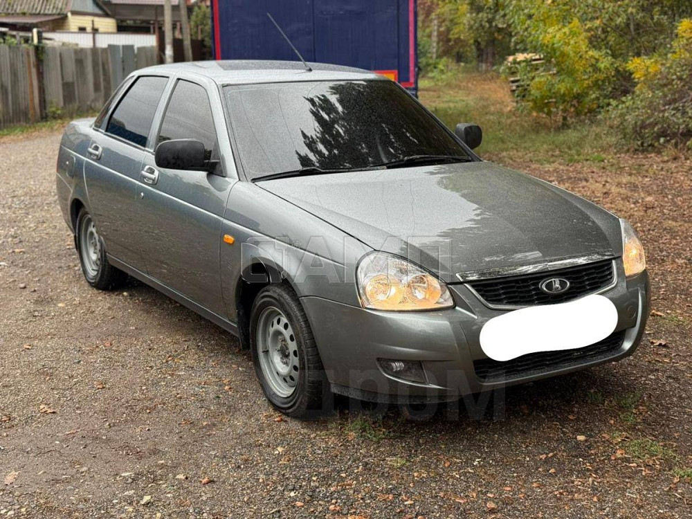 Lada Priora 2011  - изображение 2