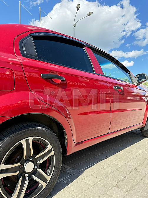 Chevrolet Aveo 2010  - изображение 3