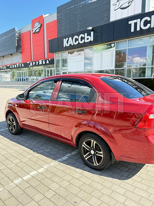 Chevrolet Aveo 2010  - изображение 4