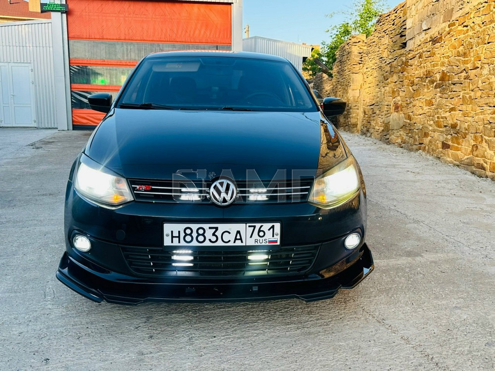 Volkswagen Polo 2013  - изображение 1