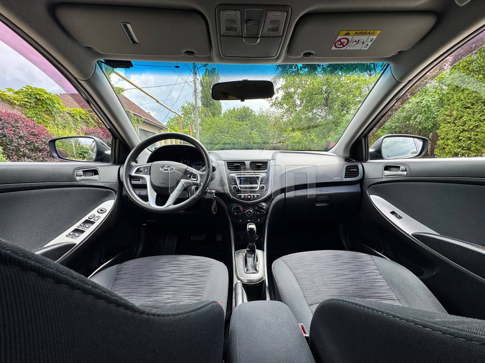 Hyundai Solaris  - изображение 1