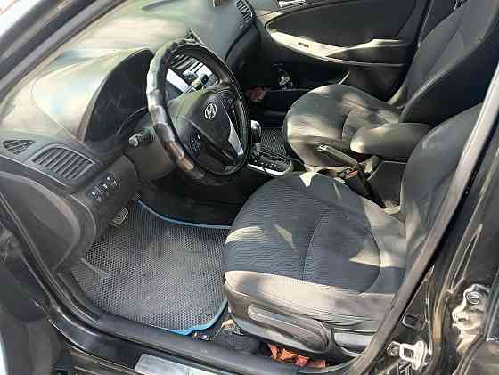 Hyundai Solaris 2011 Енакиево