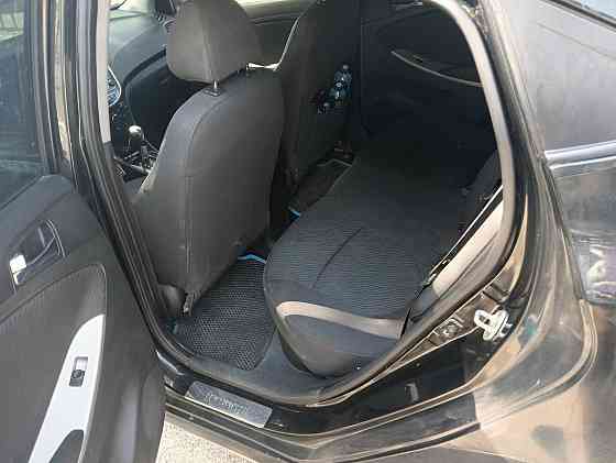 Hyundai Solaris 2011 Енакиево