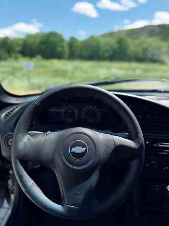 Chevrolet Niva 2010 