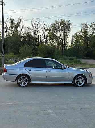 BMW E39 2000 Ясиноватая
