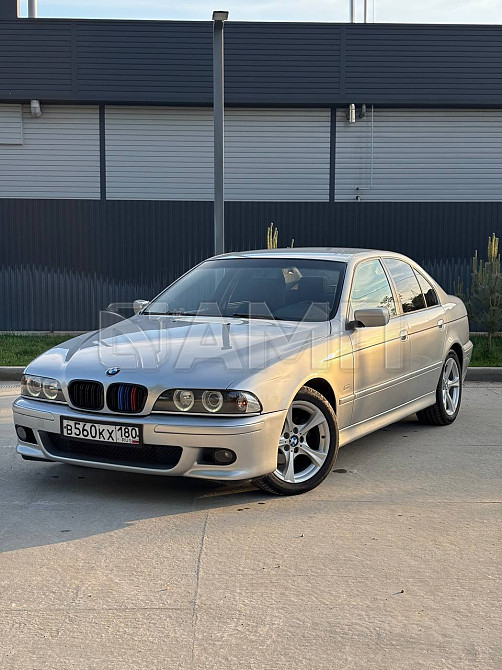 BMW E39 2000 Ясиноватая - изображение 9
