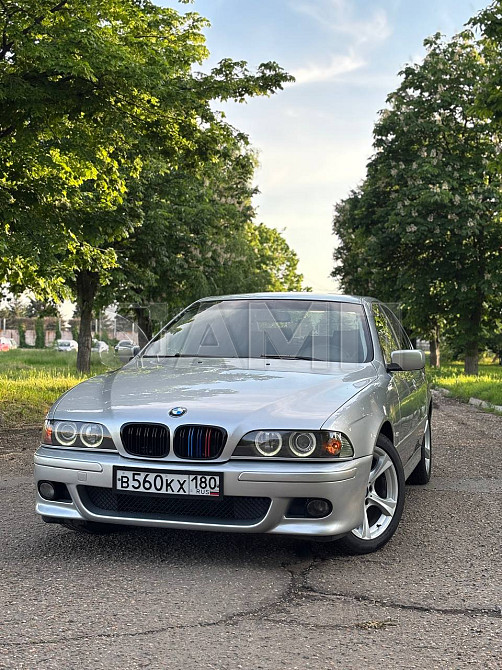 BMW E39 2000 Ясиноватая - изображение 10