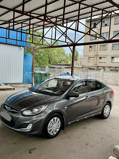 Hyundai Solaris 2012  - изображение 5