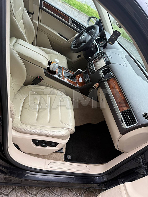 Volkswagen Touareg 2010  - изображение 3