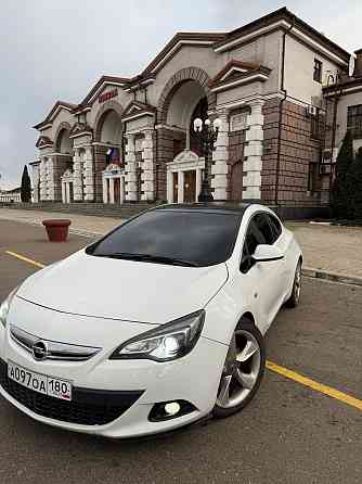 Opel Astra J GTC 2013 Ясиноватая