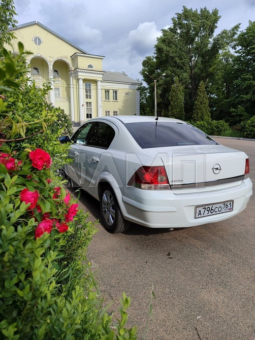Opel Astra 2012  - изображение 5