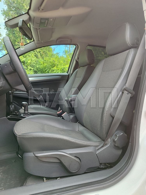 Opel Astra 2012  - изображение 3