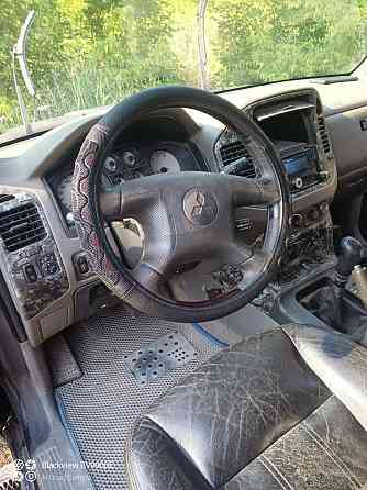 Mitsubishi Pajero 2000 