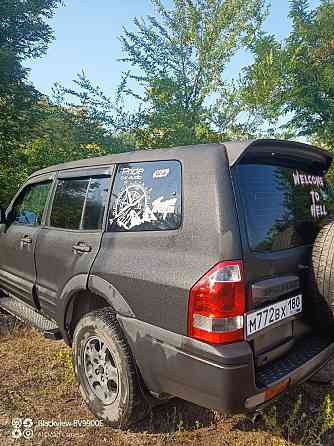 Mitsubishi Pajero 2000 