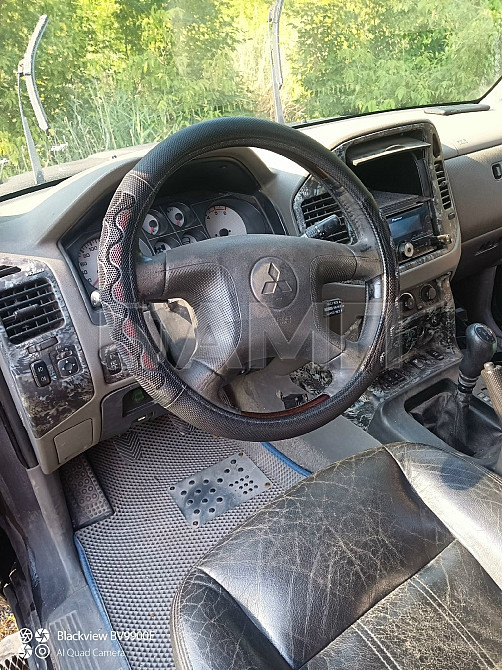 Mitsubishi Pajero 2000  - изображение 1