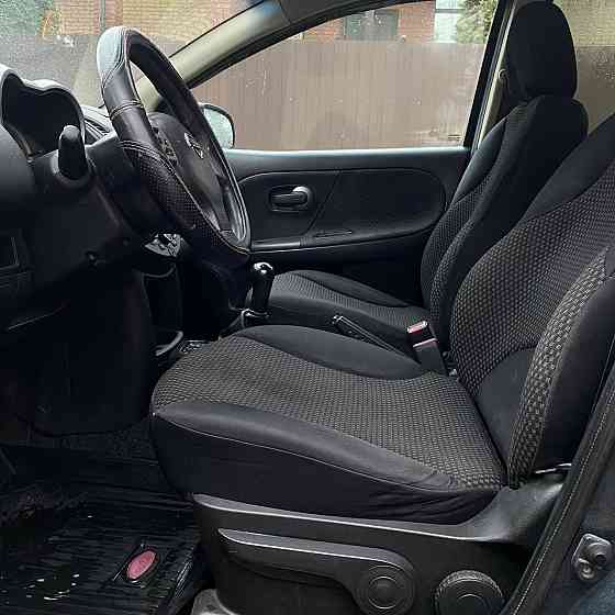 Nissan Note 2006 Докучаевск