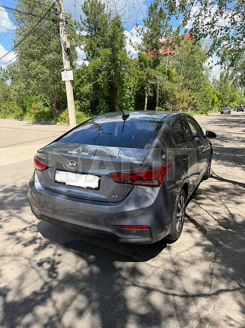 Hyundai Solaris 2018  - изображение 2