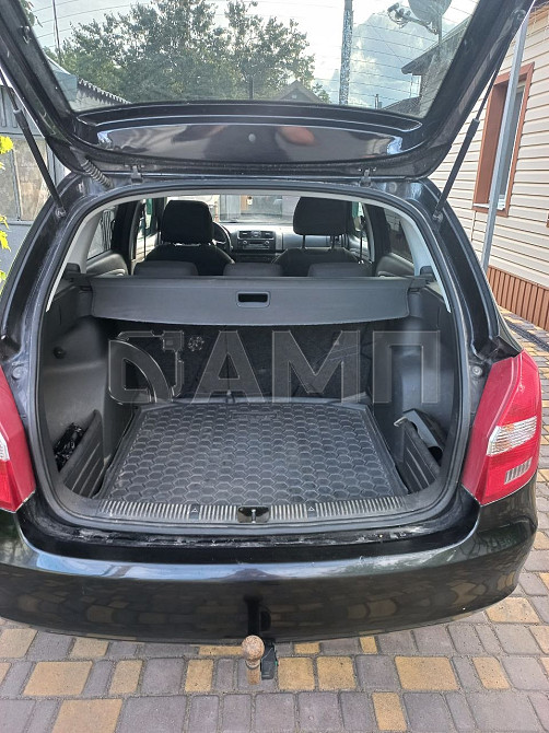 Skoda Fabia 2012  - изображение 3