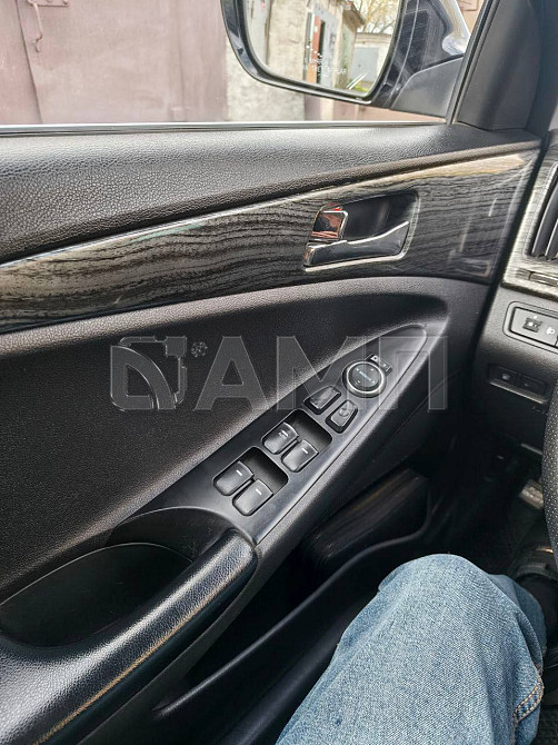 Hyundai Sonata 2011  - изображение 2