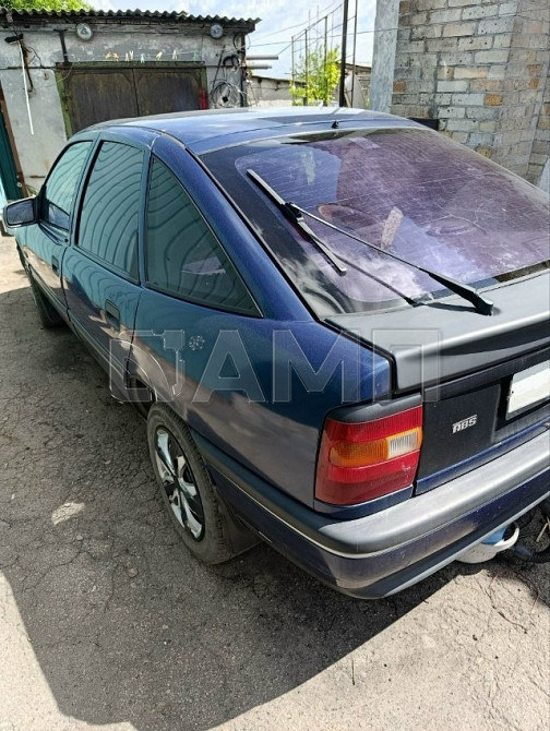 Opel Vectra 1992 Горловка - изображение 3