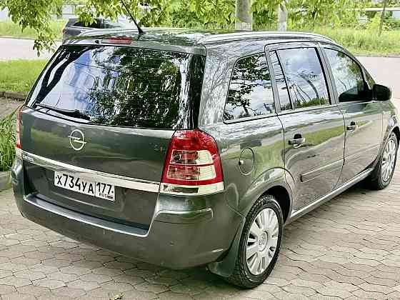 Opel Zafira B 2012 