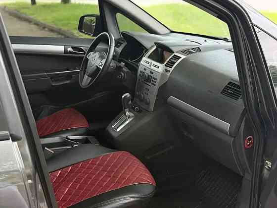 Opel Zafira B 2012 