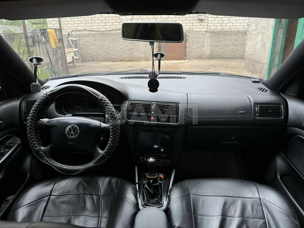 Volkswagen Golf  - изображение 7