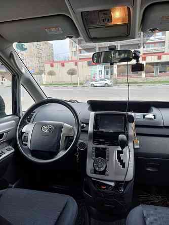 Toyota Voxy 2008 Мариуполь