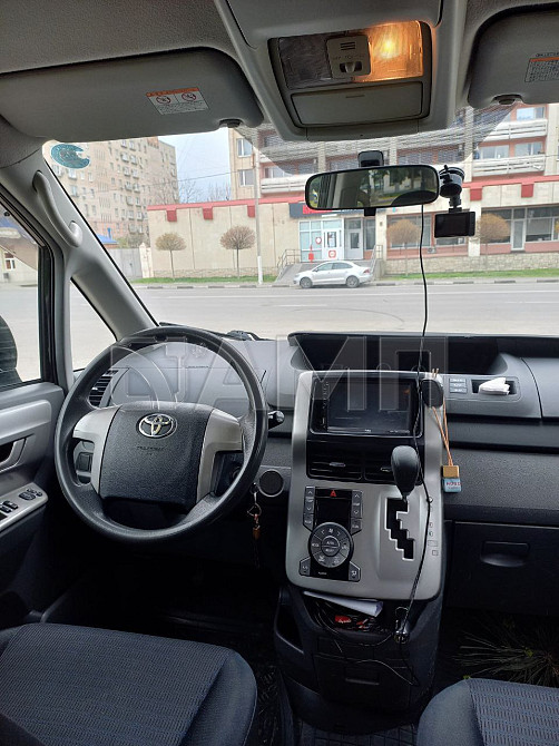 Toyota Voxy 2008 Мариуполь - изображение 3