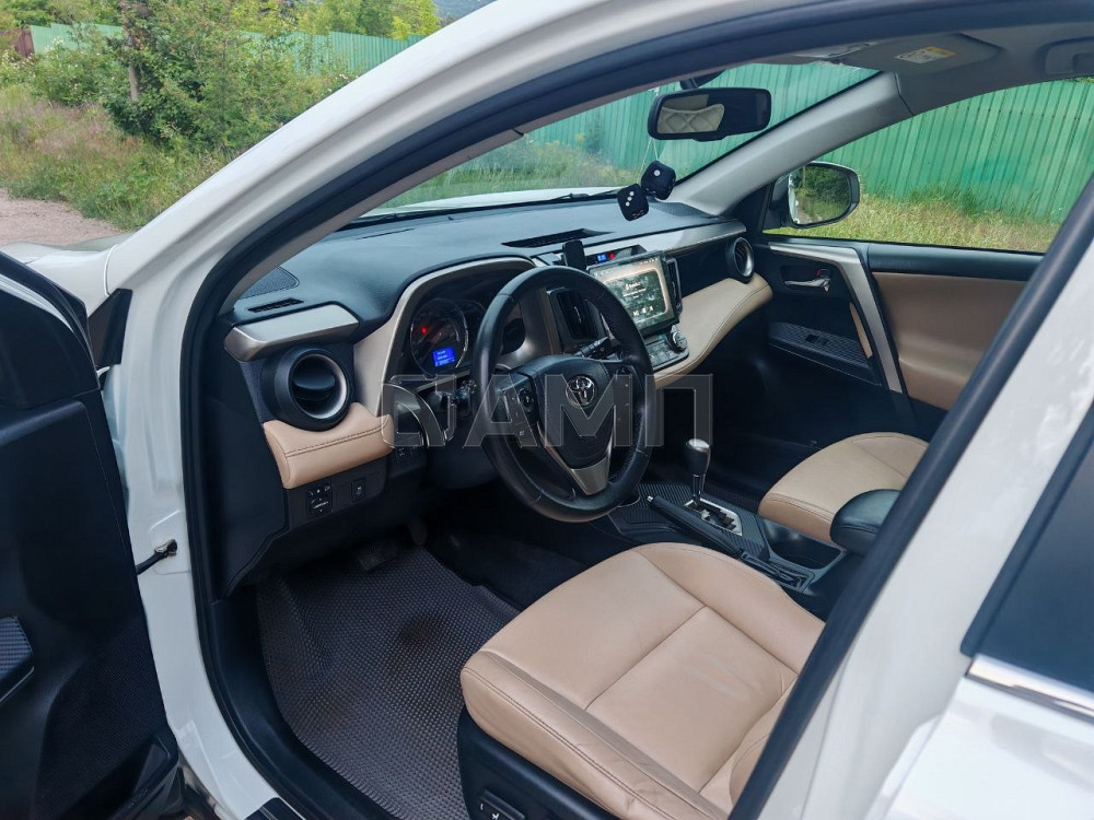 Toyota RAV4 2014  - изображение 3