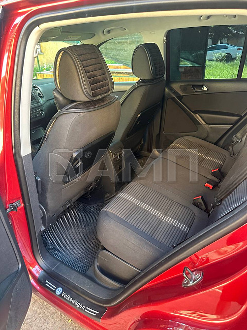 Volkswagen Tiguan 2010  - изображение 1
