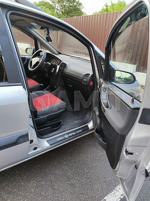 Opel Zafira 2003  - изображение 1